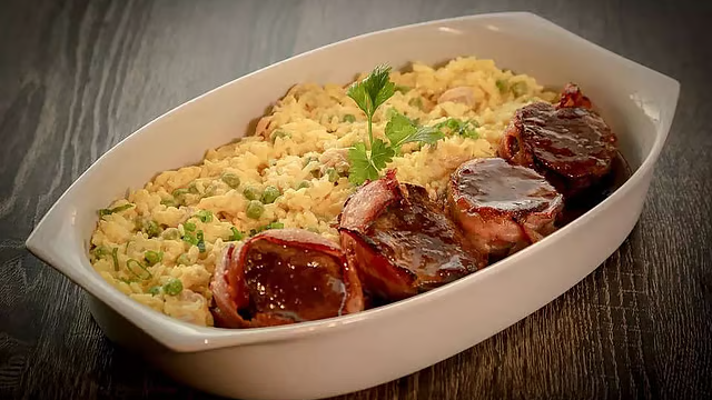 এক প্লেট ব্রাউন রাইস – মাসল বাড়ানোর জন্য সঠিক কার্ব