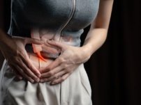 পেটব্যথা থেকে মুক্তি পেতে ঘরোয়া টোটকা!